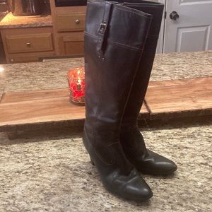 Chadwick’s brown leather boots